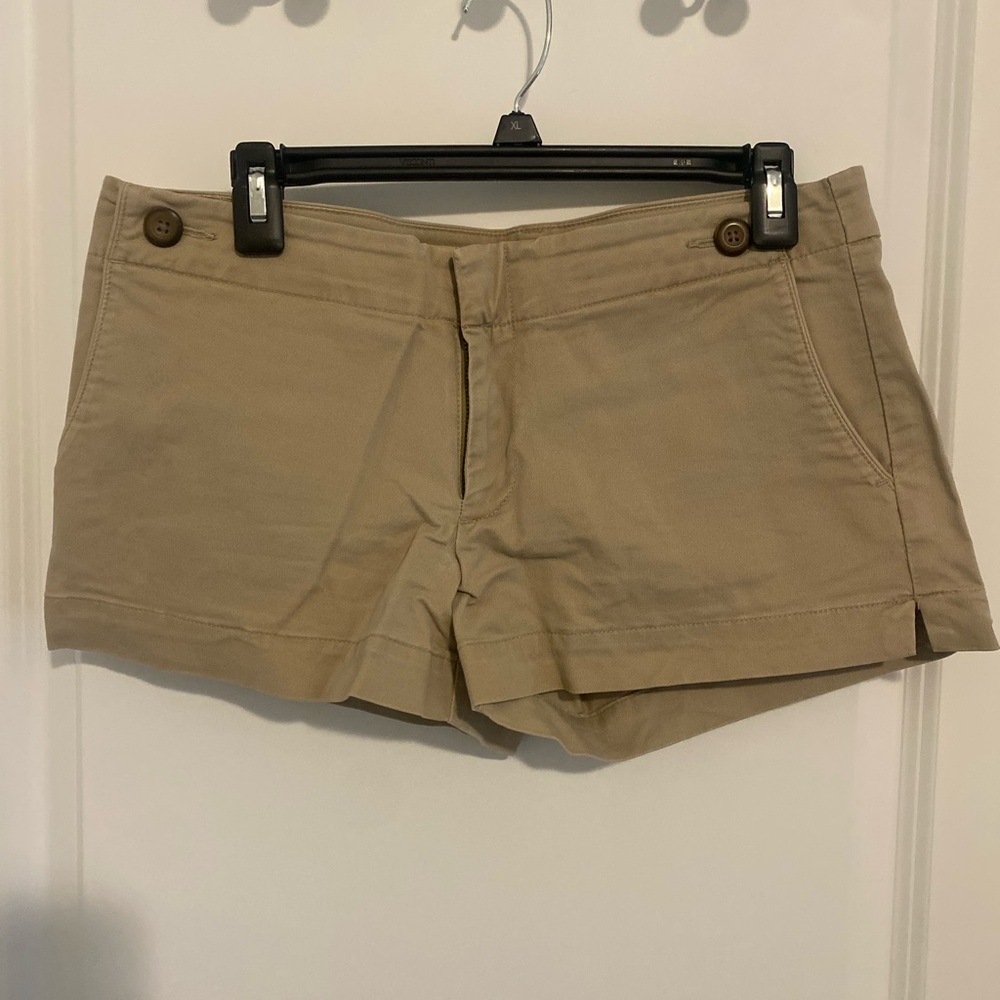 GAP Women's Classic Tan Bermudas